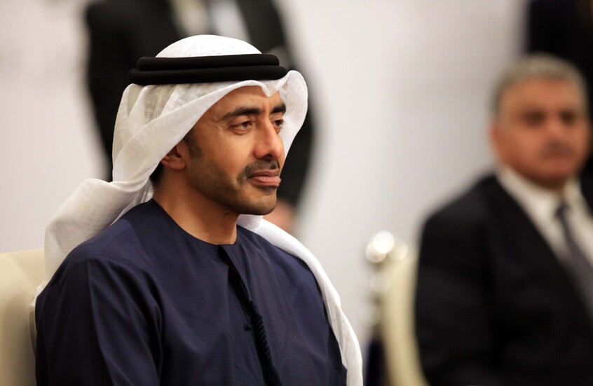 عبدالله بن زايد يدين مخططات "إرهابية تستهدف المساس بأمن الكويت"