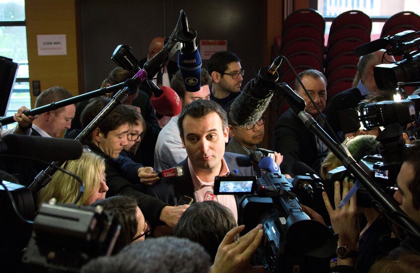 فيليبو: لا ينبغي لفرنسا أن تمول "مافيا نظام زيلينسكي"