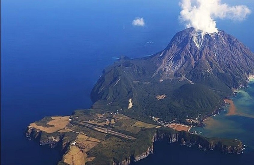 أحد أخطر البراكين العملاقة على وجه الأرض يمتلئ بالصهارة!