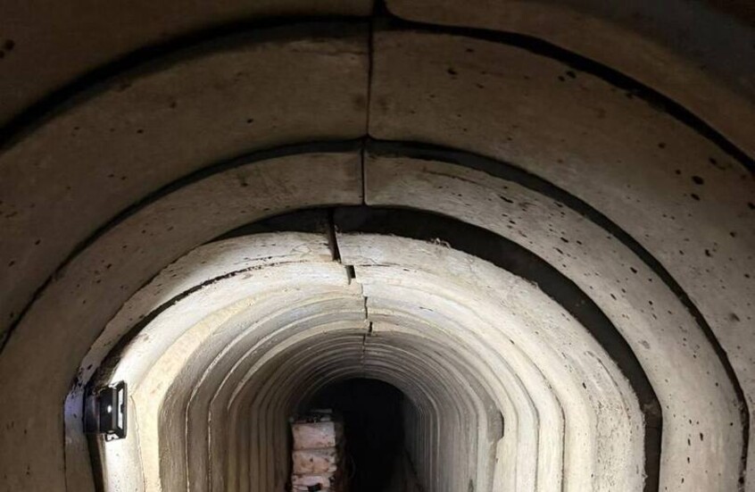 الجيش الإسرائيلي يعلن تدمير نفق لـ"حزب الله" في جنوب لبنان (فيديو)