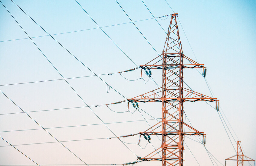 "إي أون" الألمانية تتوقع استمرار ارتفاع أسعار الغاز والكهرباء