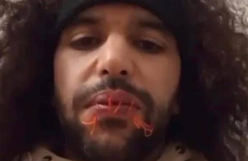 لاعب ليبي سجين في إيطاليا يخيط فمه ليفتح ملف المعتقلين في أوروبا (فيديو)