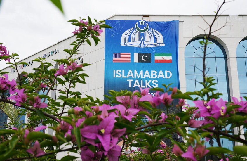 "ذا أتلانتيك" تكشف عن موعد محتمل لانعقاد الجولة الثانية من المحادثات الإيرانية الأمريكية