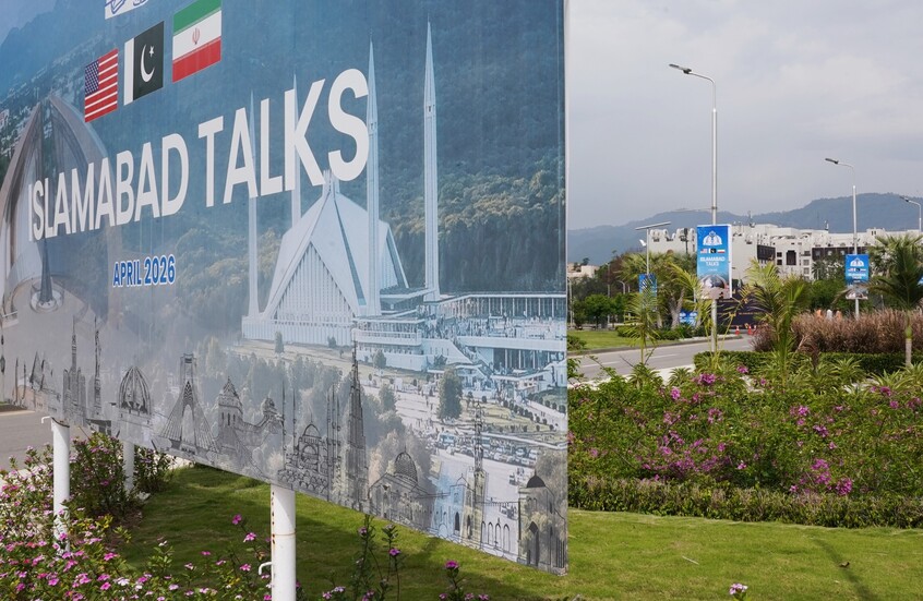 مسؤول أمريكي: واشنطن وطهران لا تزالان تعملان على التوصل إلى اتفاق