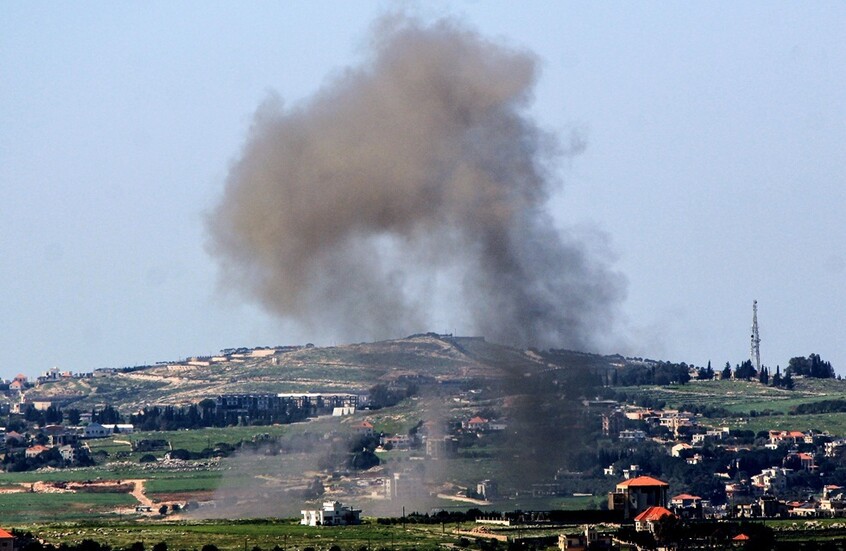 الجيش الإسرائيلي يعلن استهداف 150 موقعا في لبنان و34 قتيلا في الغارات على الجنوب