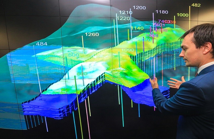 روسيا.. نموذج ذكاء اصطناعي مبتكر لرفع كفاءة استخراج لنفط بدقة تصل إلى 90%