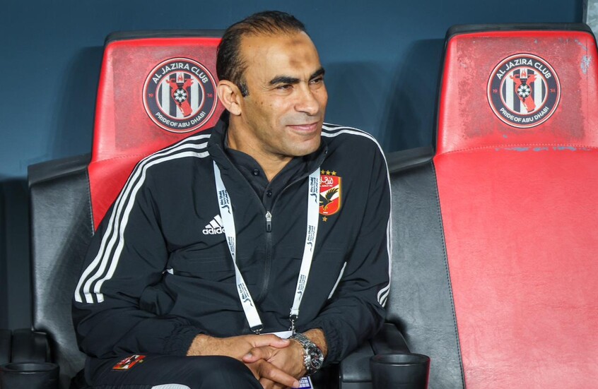 أزمة جديدة تهز الأهلي المصري.. سيد عبد الحفيظ تحت طائلة العقوبات