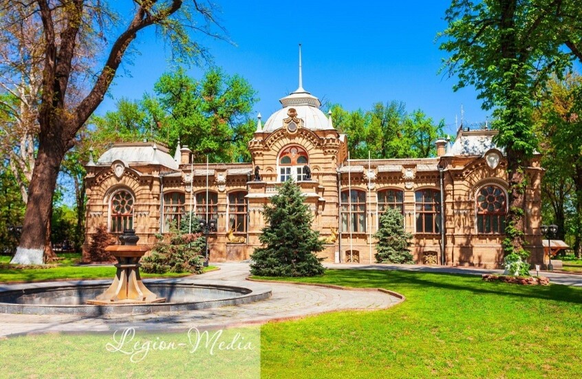 قصر في المنفى.. حكاية الأمير الروسي الذي غيّر وجه طشقند