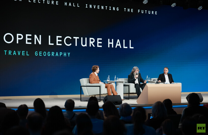 مركز "روسيا" يطلق سلسلة محاضرات "صناعة المستقبل: الجغرافيا" لتعزيز الحوار العلمي الدولي