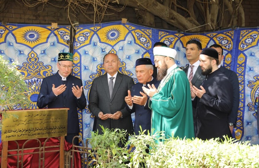 من هو موسى جار الله الذي زار حاكم جمهورية تتارسان الروسية قبره في القاهرة؟