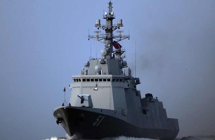 كيم يشرف مجددا على إطلاق صواريخ من مدمرة "تشوي هيون"