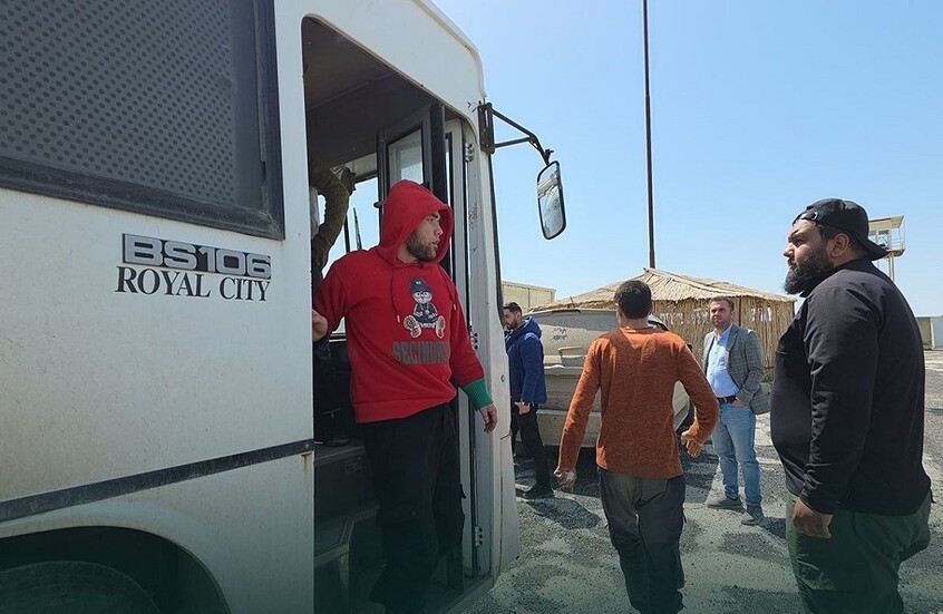 سوريا.. الإفراج عن ستة معتقلين من سجون قوات سوريا الديمقراطية (صور)