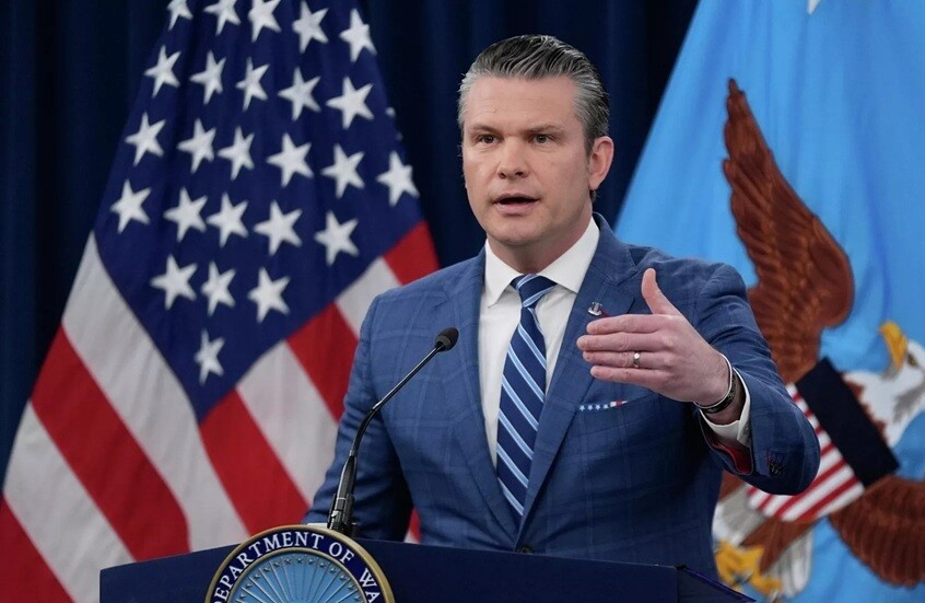 بوليتيكو: هيغسيث يتغيب مجددا عن اجتماع مجموعة الاتصال حول أوكرانيا