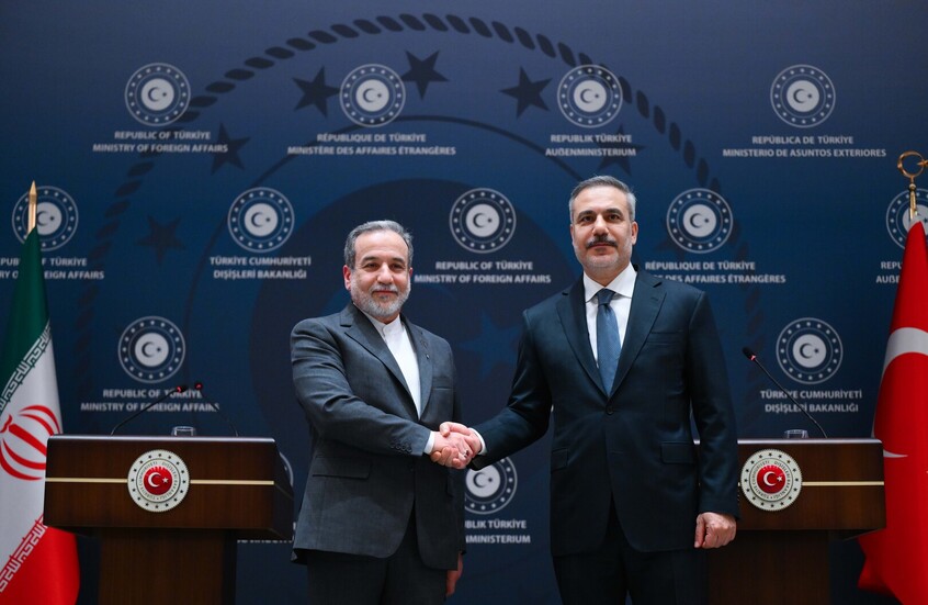 عراقجي يؤكد لفيدان: يجب محاسبة المعتدين واليقظة من مخططات إسرائيل وطهران تدعم المقاومة في لبنان