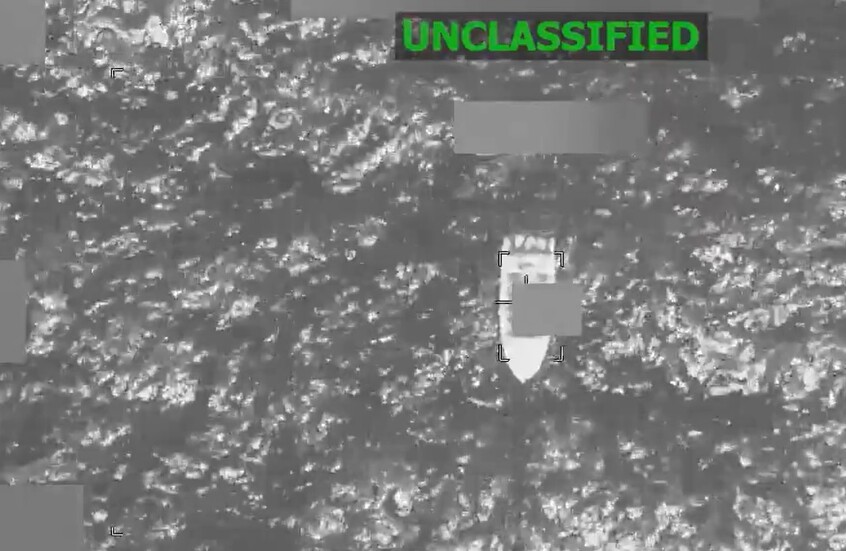 الولايات المتحدة: مقتل 4 أشخاص في استهداف قارب مخدرات بشرق المحيط الهادئ (فيديو)