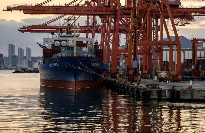 كوريا الجنوبية تضاعف وارداتها من المحروقات الروسية