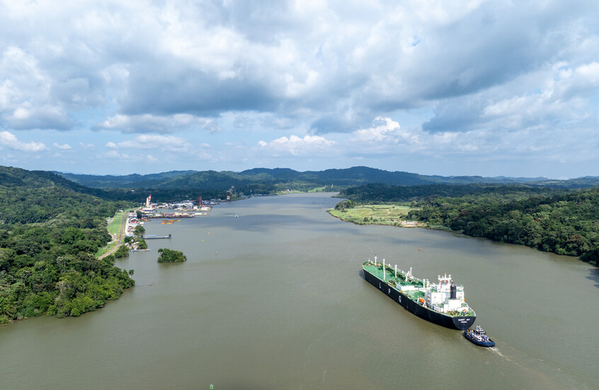 الصين تطالب شركتي "ميرسك" و"إم إس سي" بمغادرة موانئ قناة بنما