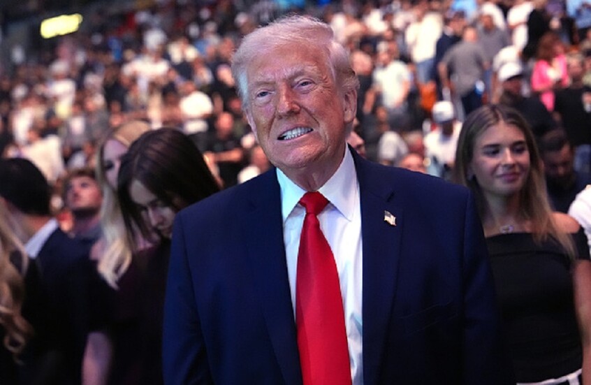 ترامب: الصين سعيدة بعملي حول مضيق هرمز ووافقت على عدم إرسال أسلحة إلى إيران