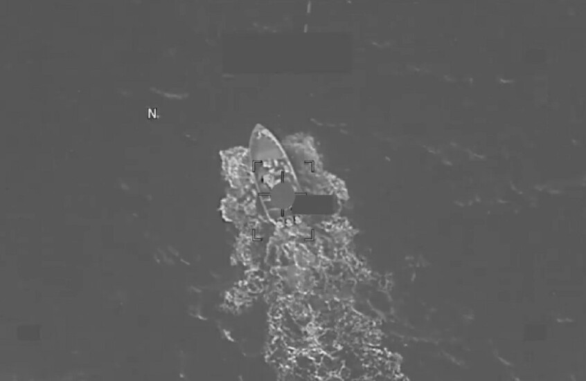 القوات الأمريكية تستهدف قاربا "يحمل مخدرات" في المحيط الهادئ (فيديو)