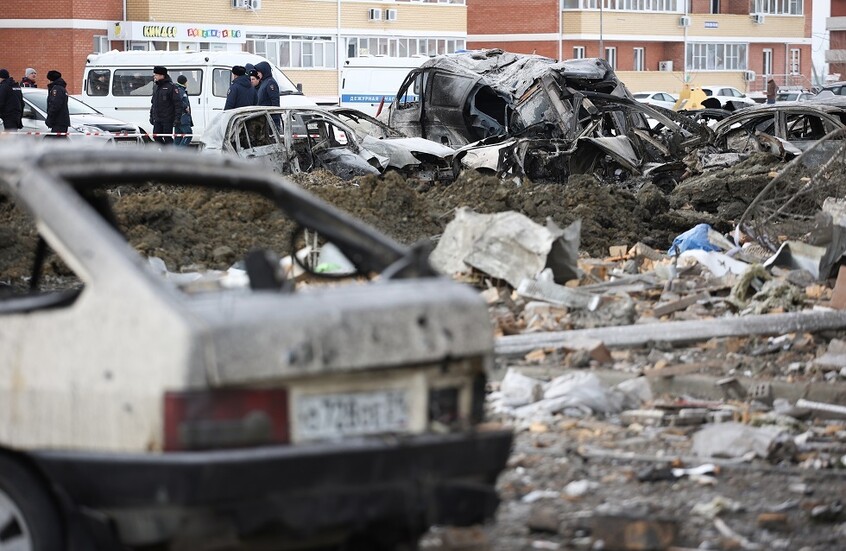 روسيا.. اندلاع حريق في سفينة مدنية جراء حطام مسيرة أوكرانية