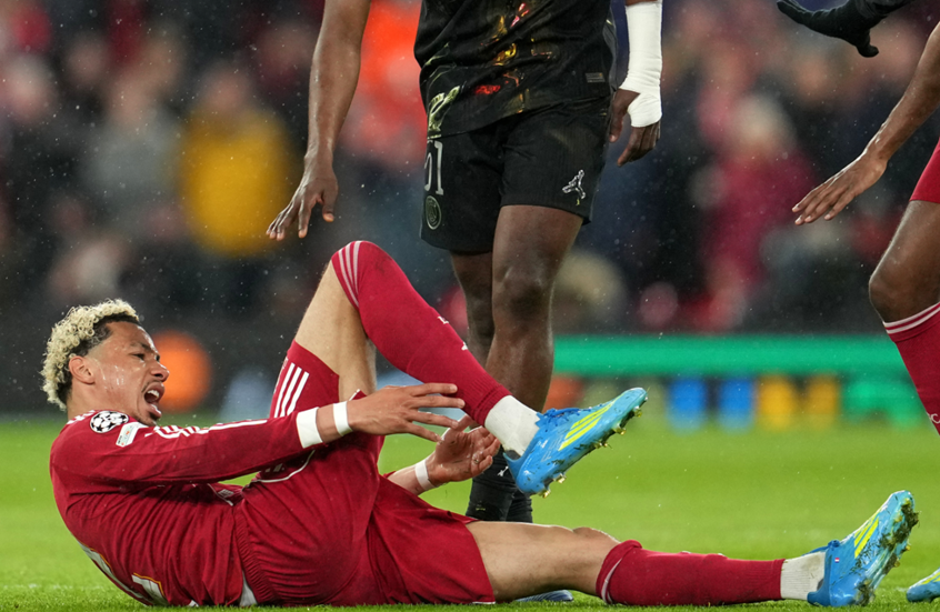 مدرب منتخب فرنسا يؤكد نهاية موسم إيكيتيكي مع ليفربول وغيابه عن كأس العالم