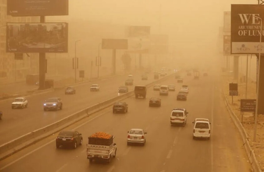 عاصفة ترابية وموجة حارّة تجتاح مصر.. والأرصاد تحذر من ذروة الطقس المضطرب 