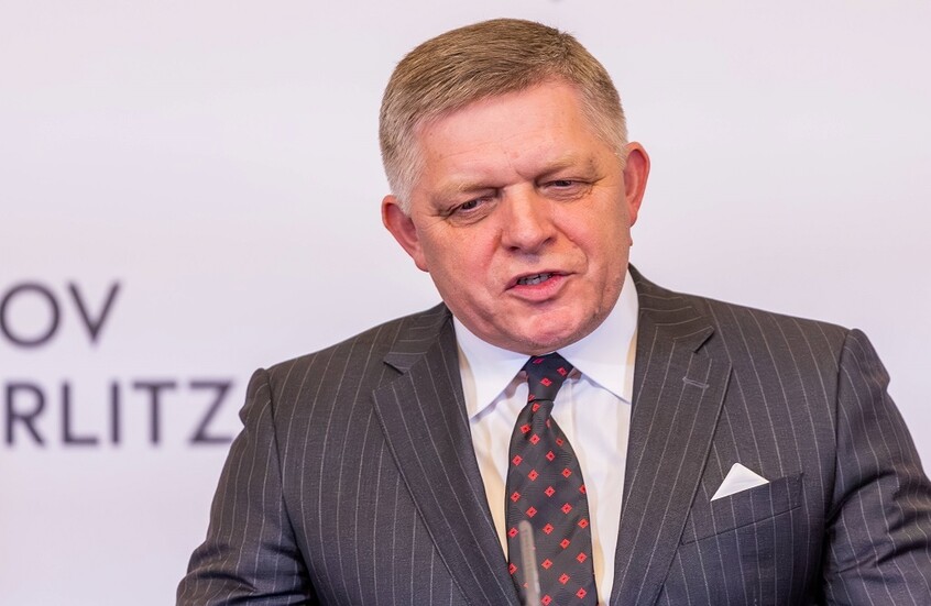 "الروس لا يركعون إلا لربط أحذيتهم".. فيتسو ينتقد استراتيجية الاتحاد الأوروبي "المعيبة" حيال موسكو