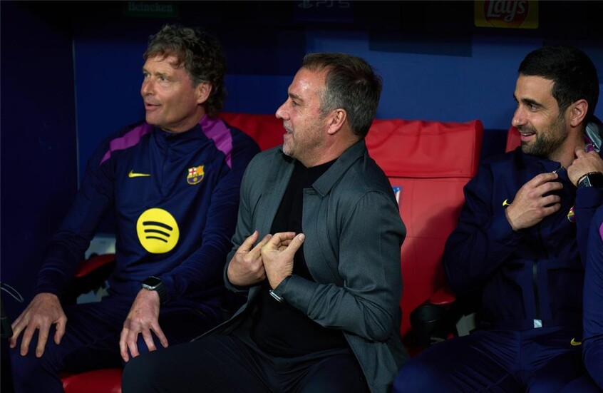 برشلونة يحسم مصير فليك بعد الخروج من دوري أبطال أوروبا