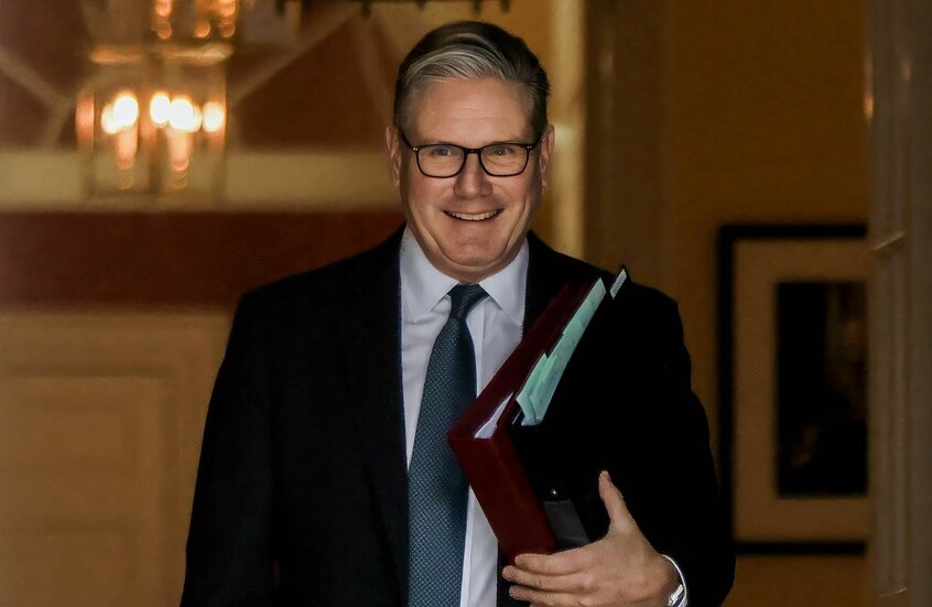 الحكومة البريطانية: ستارمر لن يستقيل على خلفية فضيحة السفير السابق في واشنطن