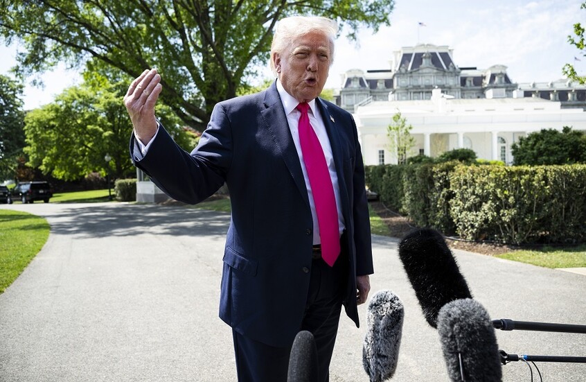 ترامب يشكر طهران على فتح مضيق هرمز "الإيراني"