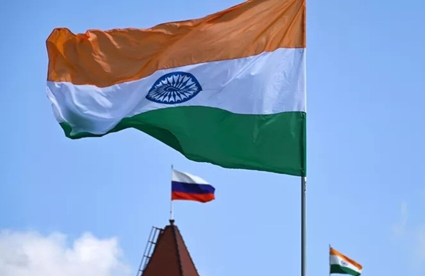 روسيا والهند توقعان اتفاقية لنشر حوالي 3000 جندي وعشر طائرات وخمس سفن في أراضي كل منهما