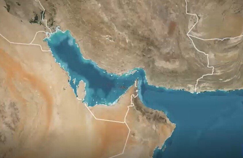 "وول ستريت جورنال": إيران أبلغت الوسطاء بمحدودية عبور السفن في مضيق هرمز