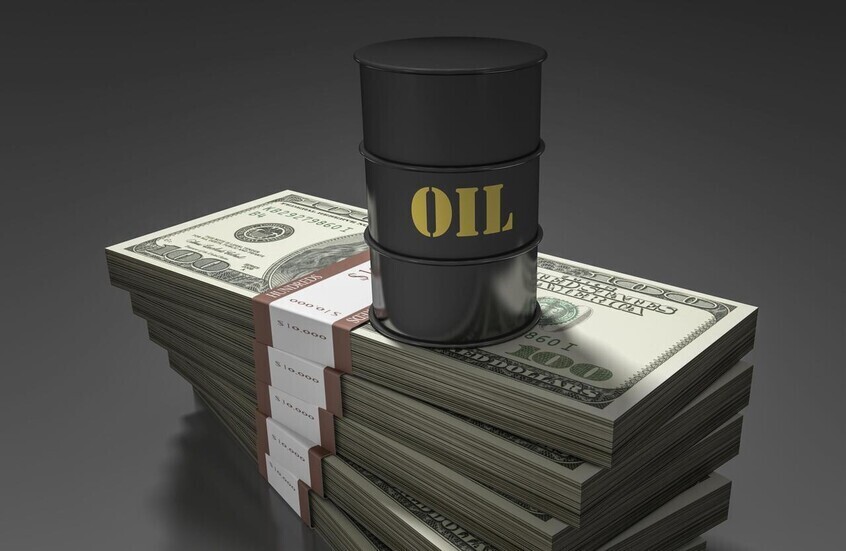 مضيق هرمز وضبابية المفاوضات يرفعان أسعار النفط أكثر من 7%