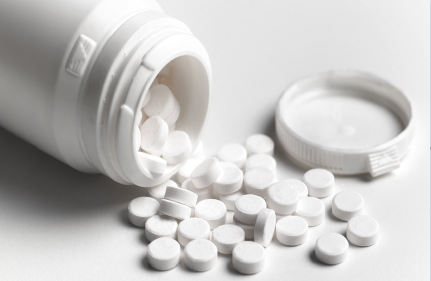 مسكنات شائعة قد تصبح خطيرة عند خلطها بأدوية أخرى