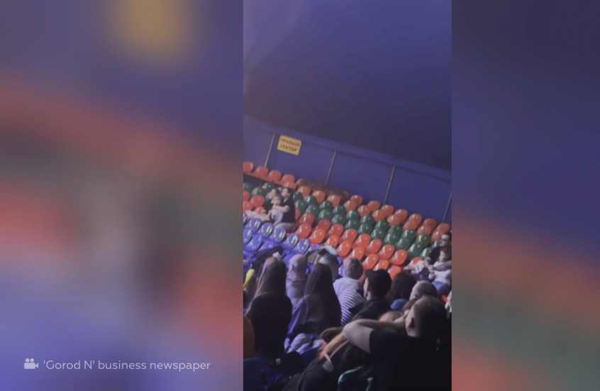 نمر يقفز إلى نحو الجمهور أثناء عرض في سيرك بجنوب روسيا