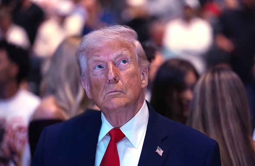 ترامب: الديمقراطيون خونة مثيرون للشفقة