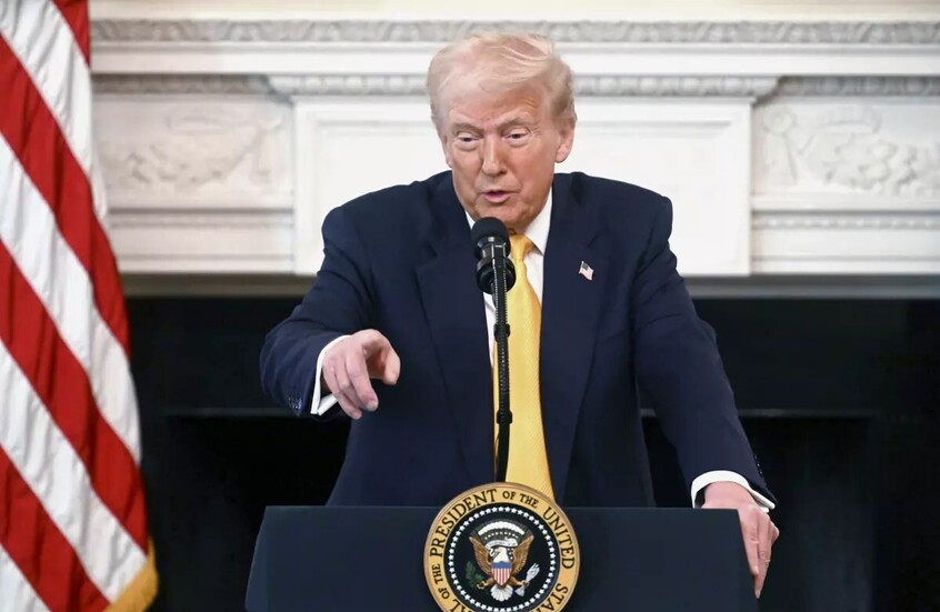 مزهوا بالإستيلاء على فنزويلا في 45 دقيقة.. ترامب: لو كنت رئيسا أيام حرب فيتنام لانتصرت بسرعة خاطفة