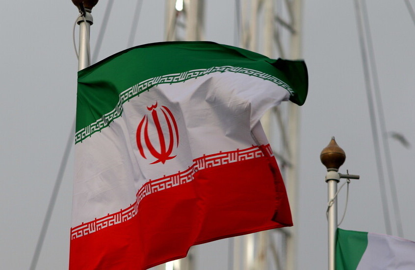 "تسنيم" عن مصادر: وفد إيران المفاوض أبلغ واشنطن عبر الوسيط الباكستاني أنه لن يتوجه إلى إسلام آباد