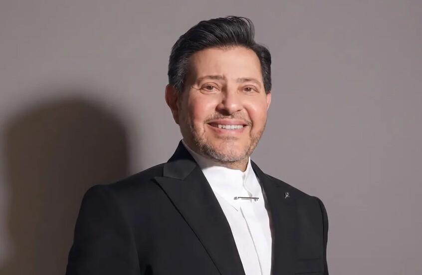 "أسرة هاني شاكر مستاءة".. محامي الفنان المصري يحذر