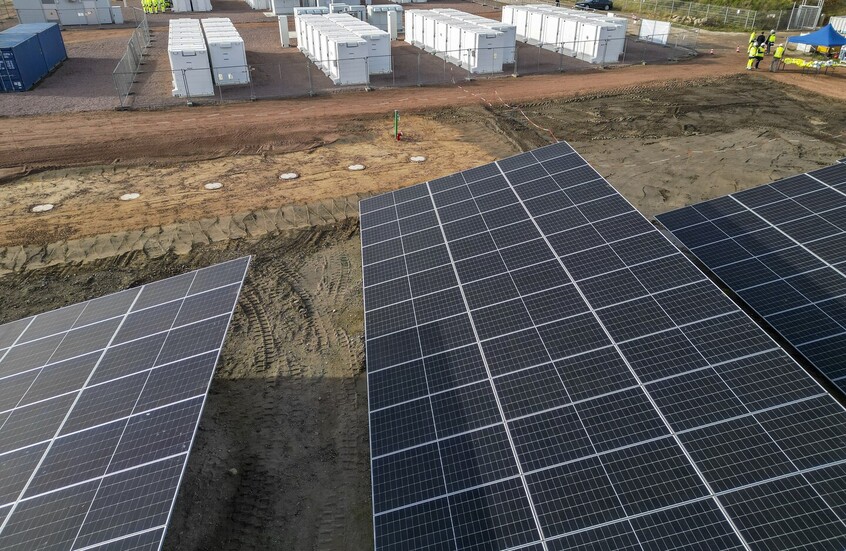 صندوق أبو ظبي للتنمية يدعم مشاريع نوعية لتعزيز الطاقة المتجددة عالميا