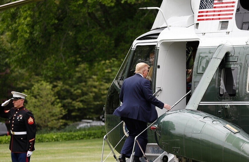 "وول ستريت جورنال" تكشف موقف ترامب من ضرب إيران مجددا