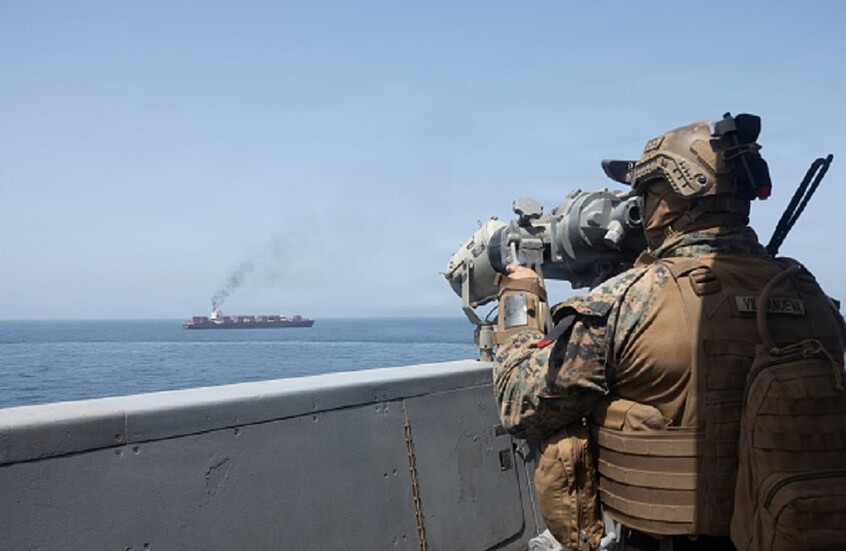 إيران: اعتداء يطال سفينة يهدد صحة مرضى بحاجة خدمات حيوية