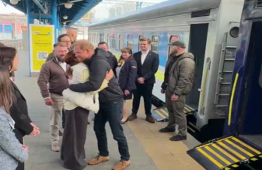 الأمير هاري يصل إلى كييف في زيارة غير معلنة (فيديو)