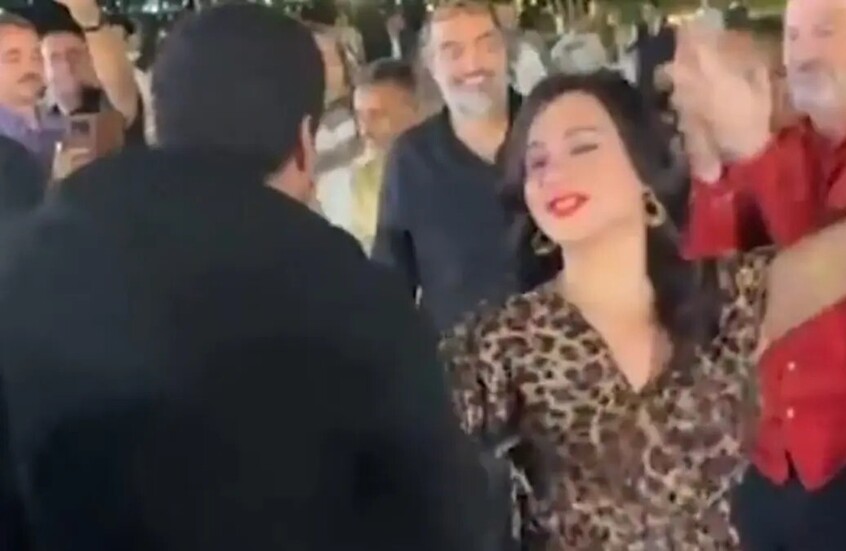 سلاف فواخرجي تتصدر الترند بعد رقصة واعتراف صريح في مصر (فيديو)