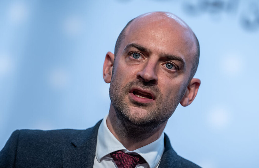 باريس: الهجوم على قوات "اليونيفيل" في جنوب لبنان جريمة حرب