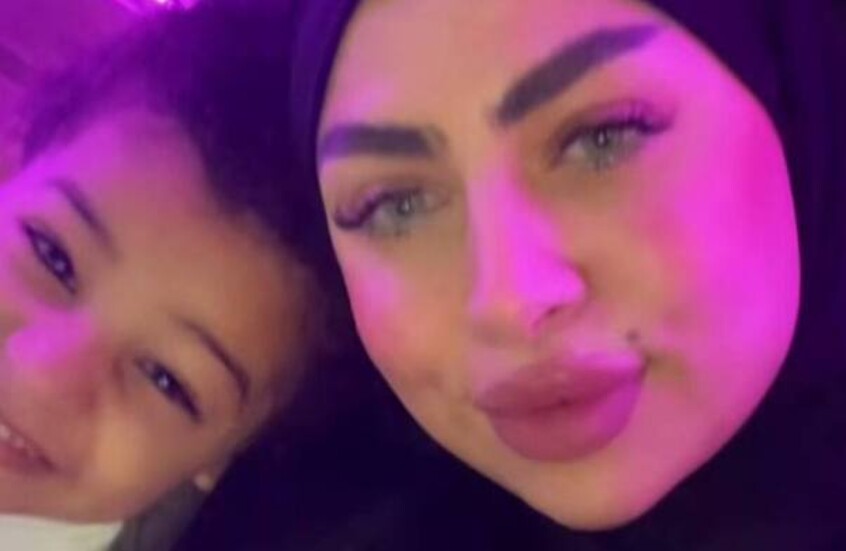 طليقة فنان مصري تستغيث وتثير ضجة كبيرة