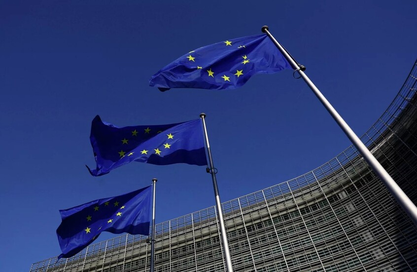 الاتحاد الأوروبي يحظر التعامل مع 20 بنكا روسيا