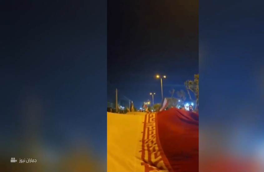 ومضات ضوئية في سماء طهران خلال مسيرة وسط أنباء عن "تفعيل الدفاعات الجوية" في العاصمة الإيرانية