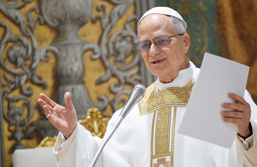 بابا الفاتيكان يوبخ أساقفة ألمانا لسماحهم بمباركة الأزواج من نفس الجنس