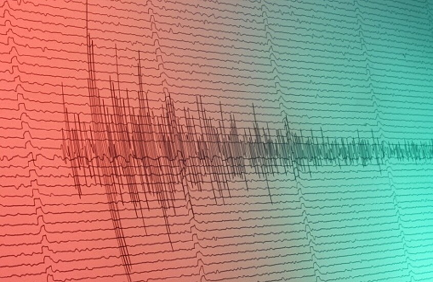 زلزال بقوة 5.8 درجة في البحر المتوسط